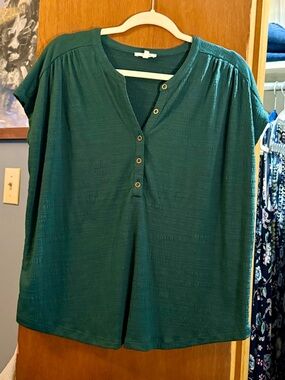 NEW Maurices Textured Button Front Henley Top